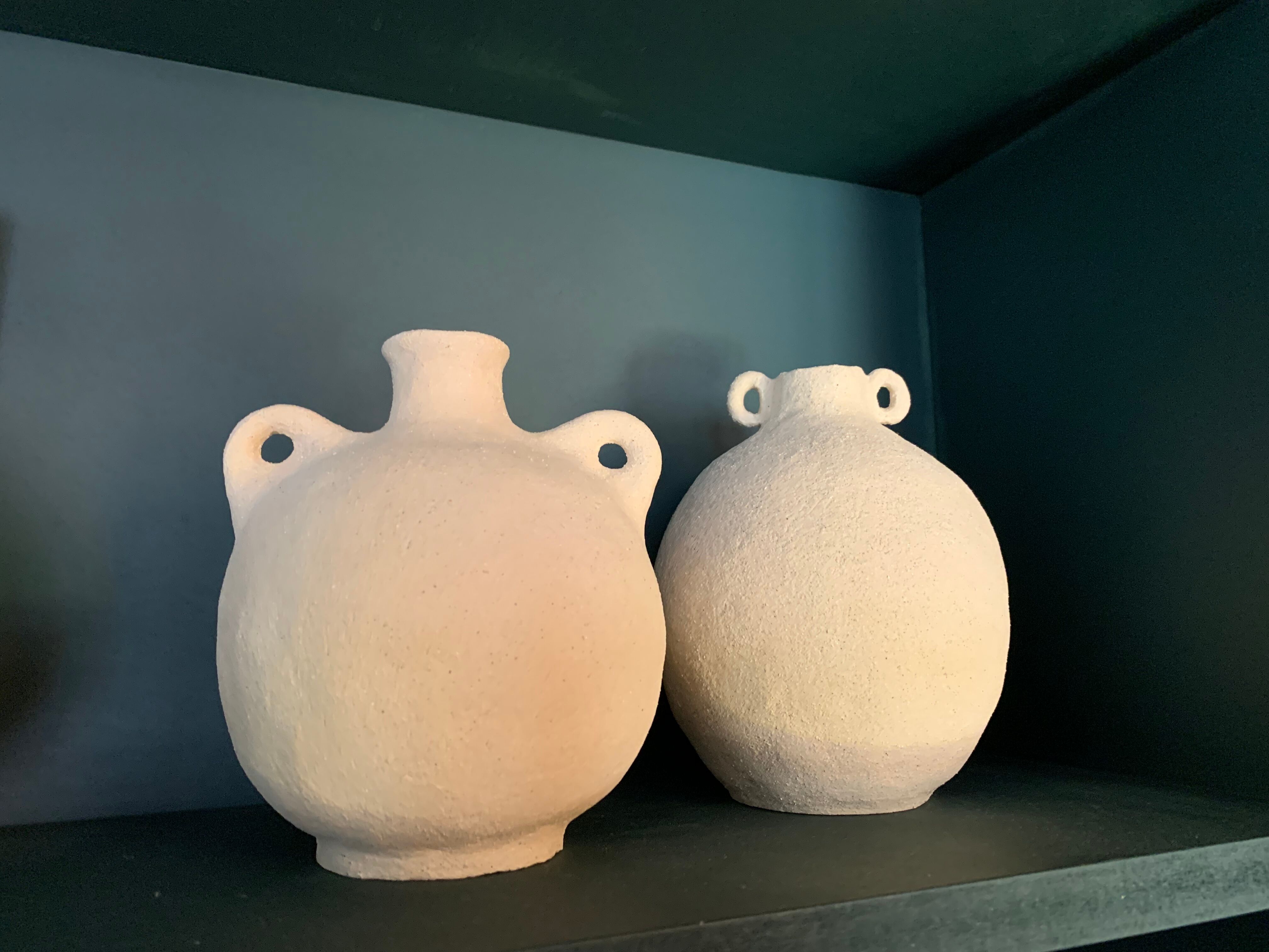 Vase en grès blanc chamotté