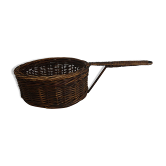 Basket shaped pan in vintage wicker