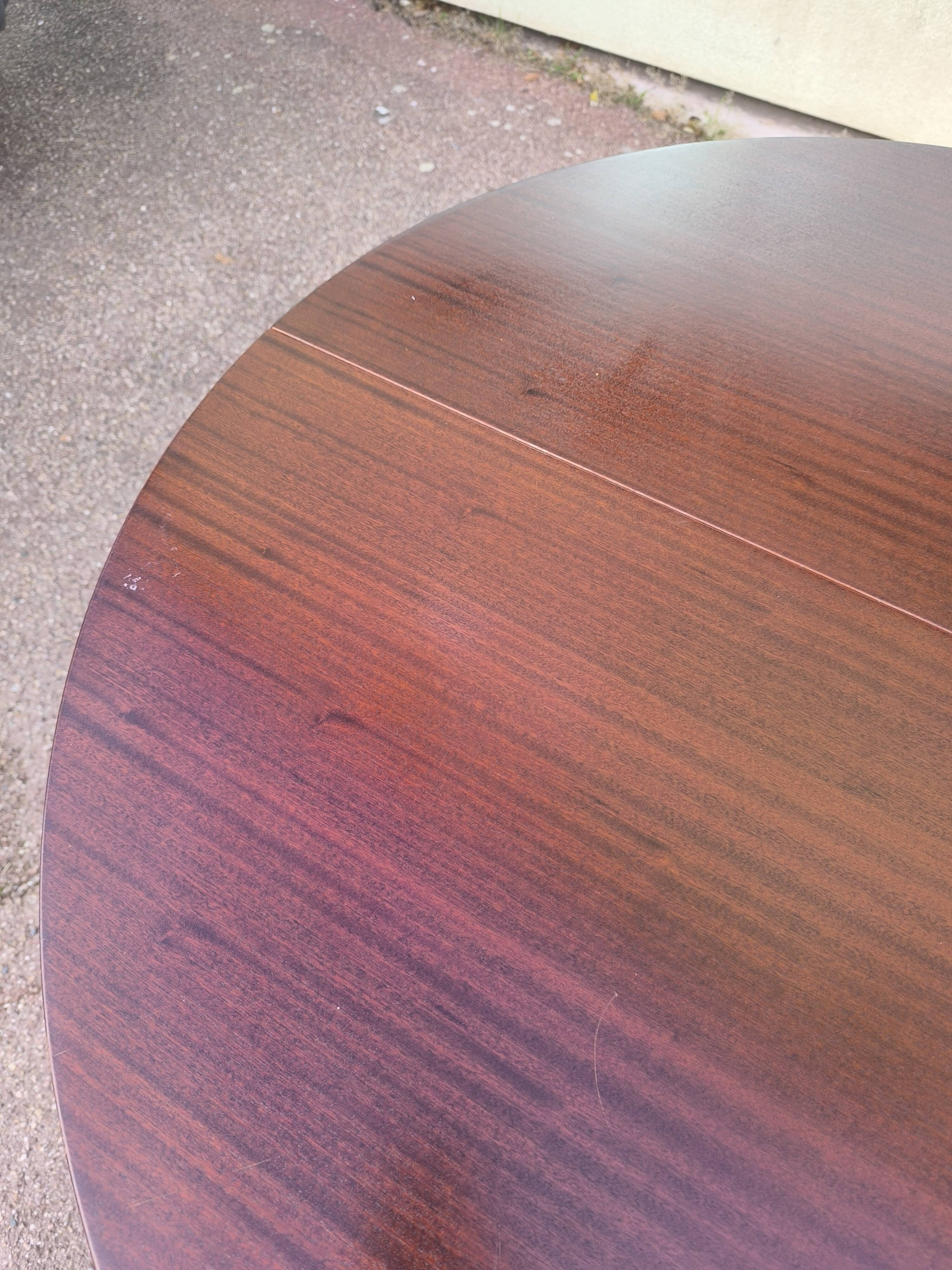 Table ronde extensible 4 à 6 personnes bois