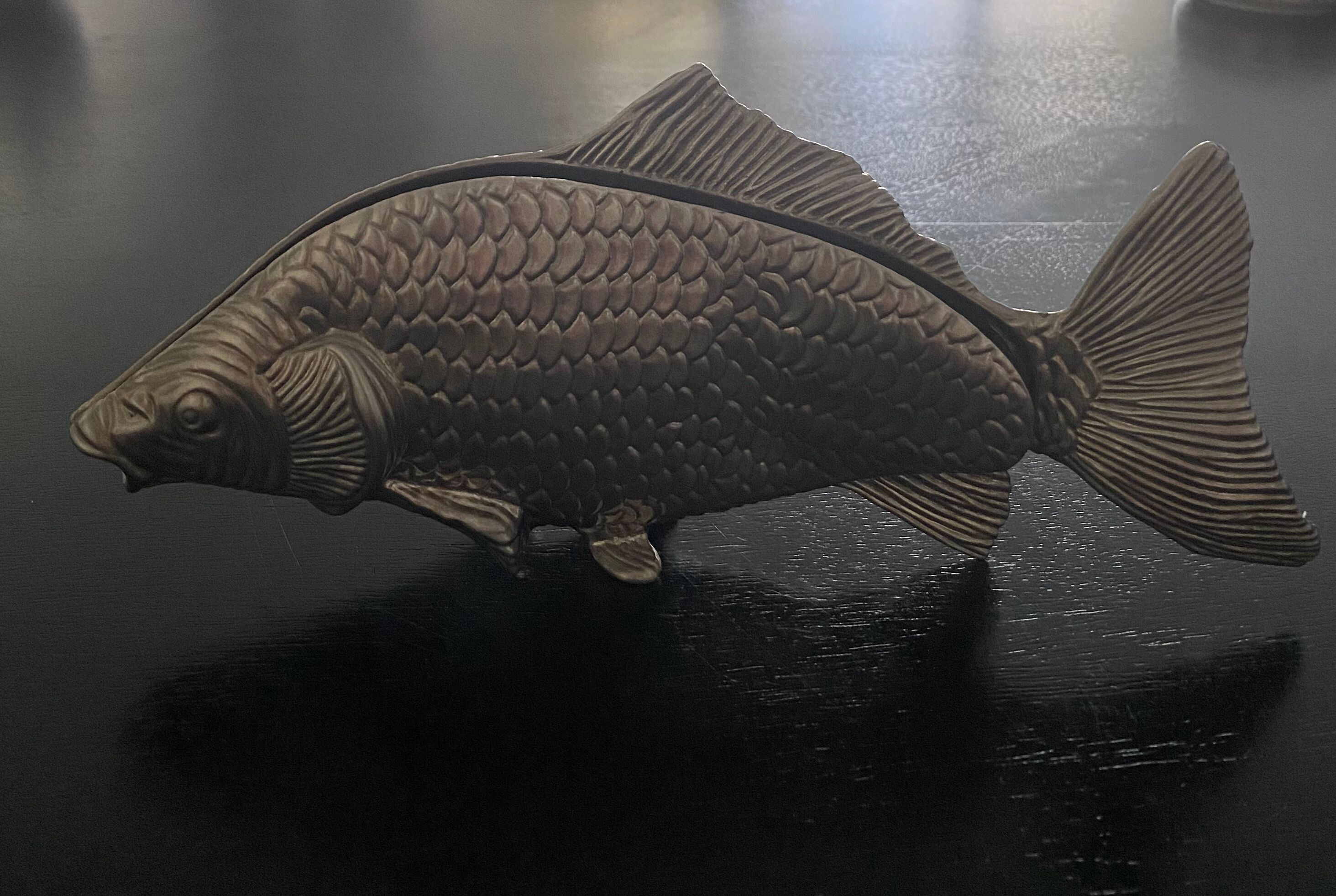 Letter holder fish shape silver metal