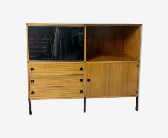 Chest of drawers display cabinet