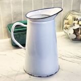 Enamelled sheet metal pitcher