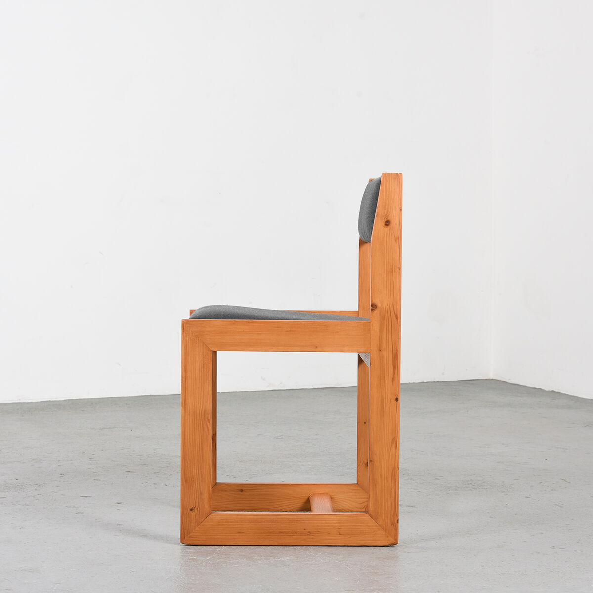 4 chaises par André Sornay