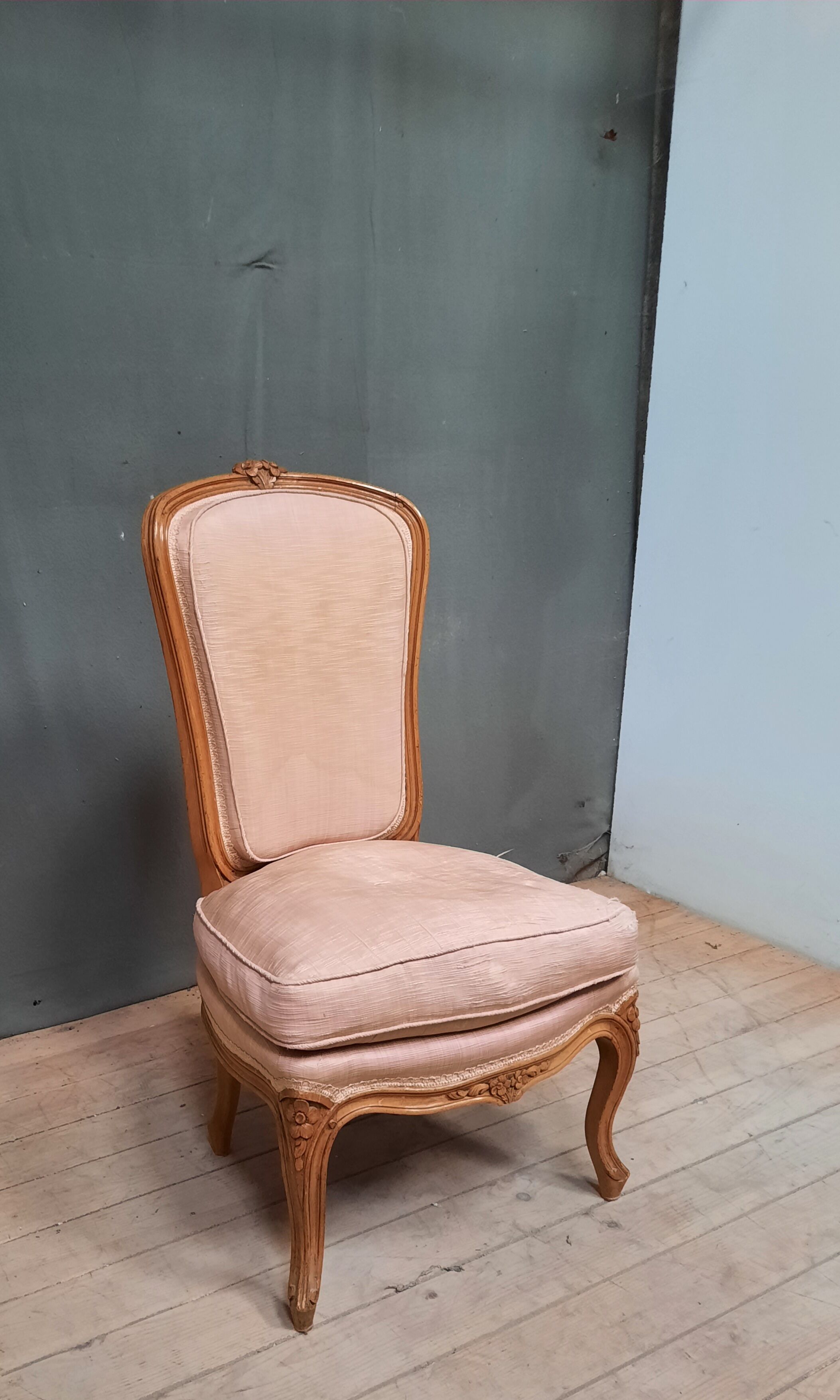Louis xv style upholstered low chair