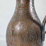 Vase Cruche Hammam Persan en Cuivre Argenté / 19ème Empire Perse / Ciselé Qajar
