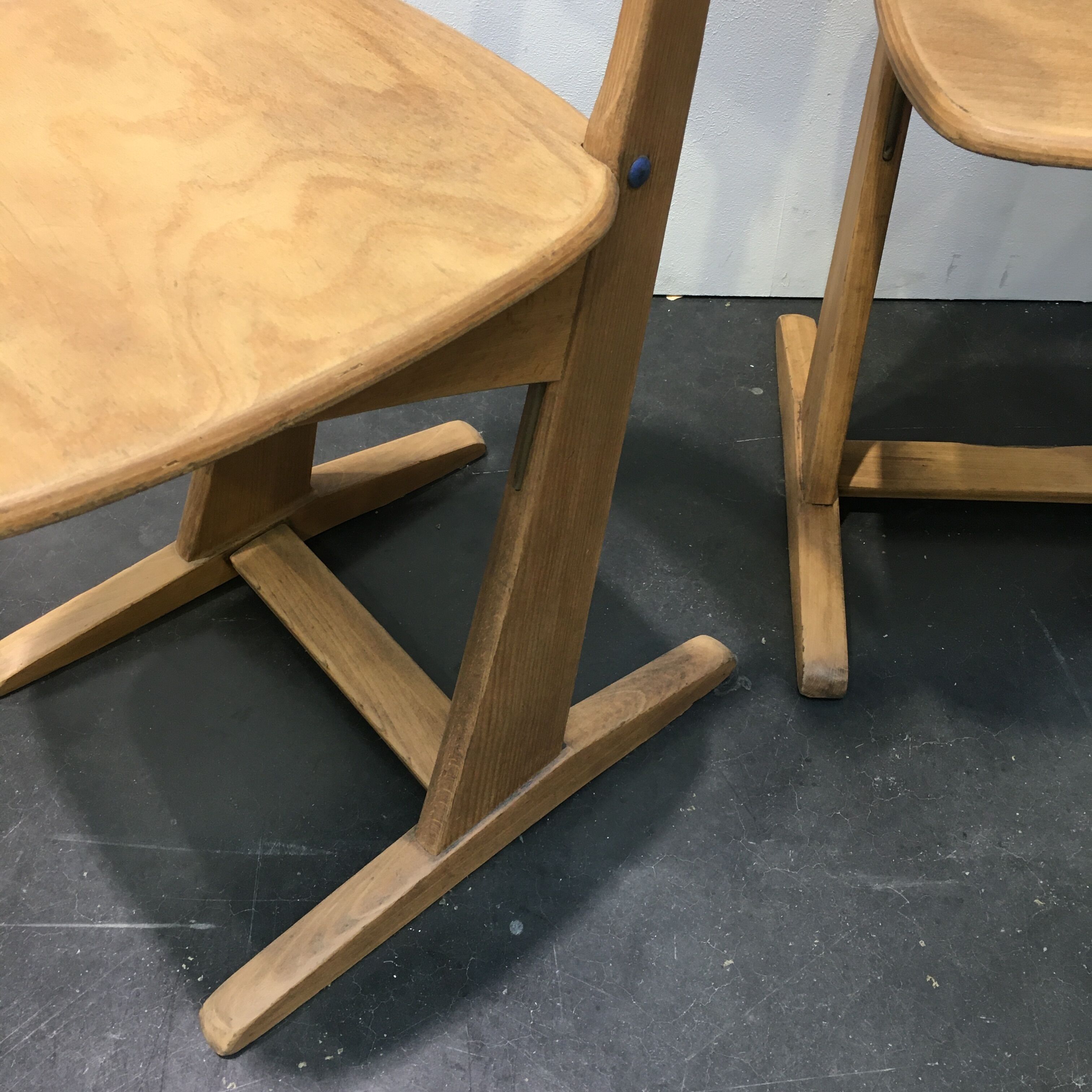 Paire de chaises par Karl Nothhelfer pour Casala