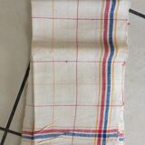 5 old towels not matching.