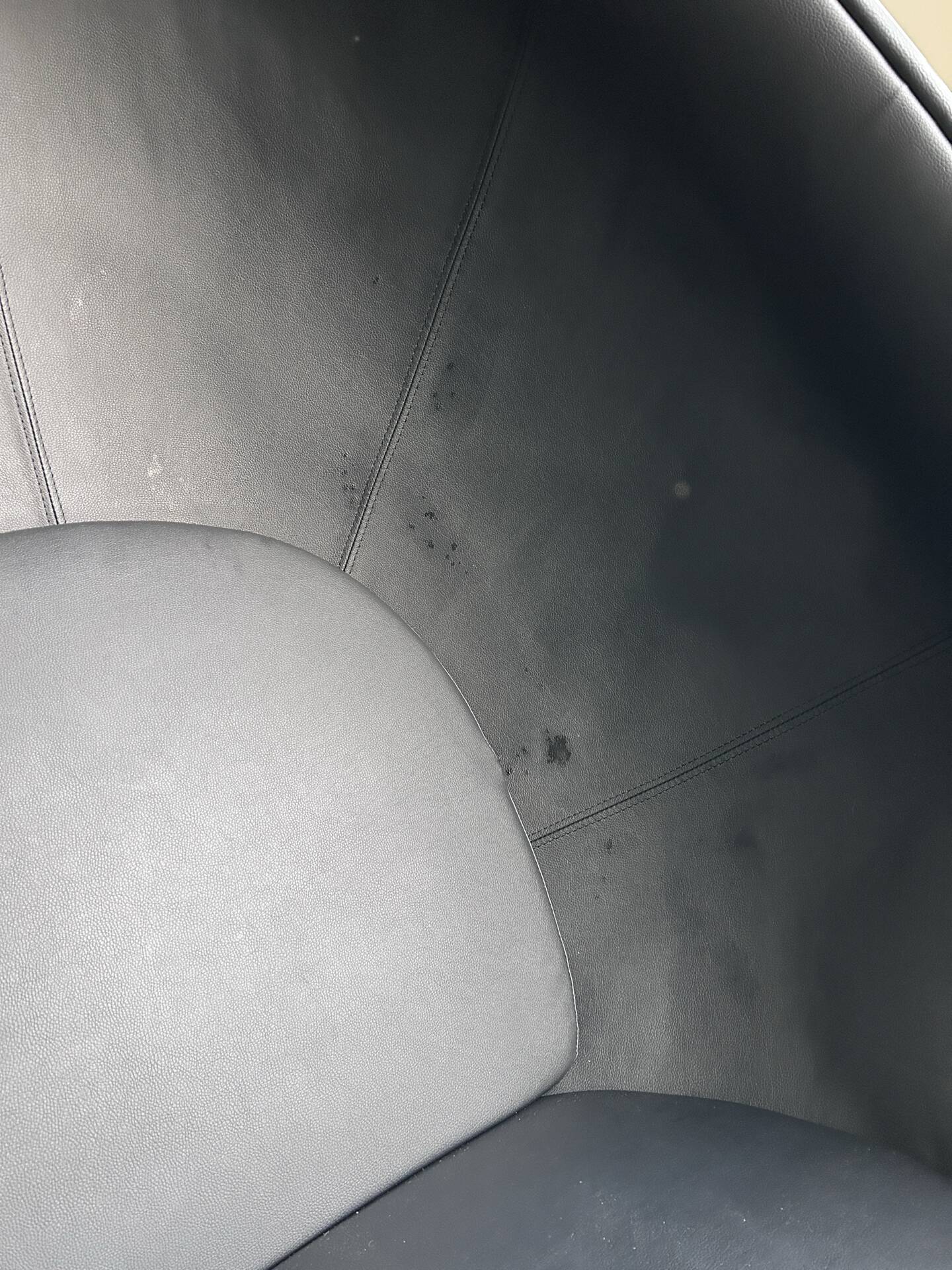 Egg design armchair
