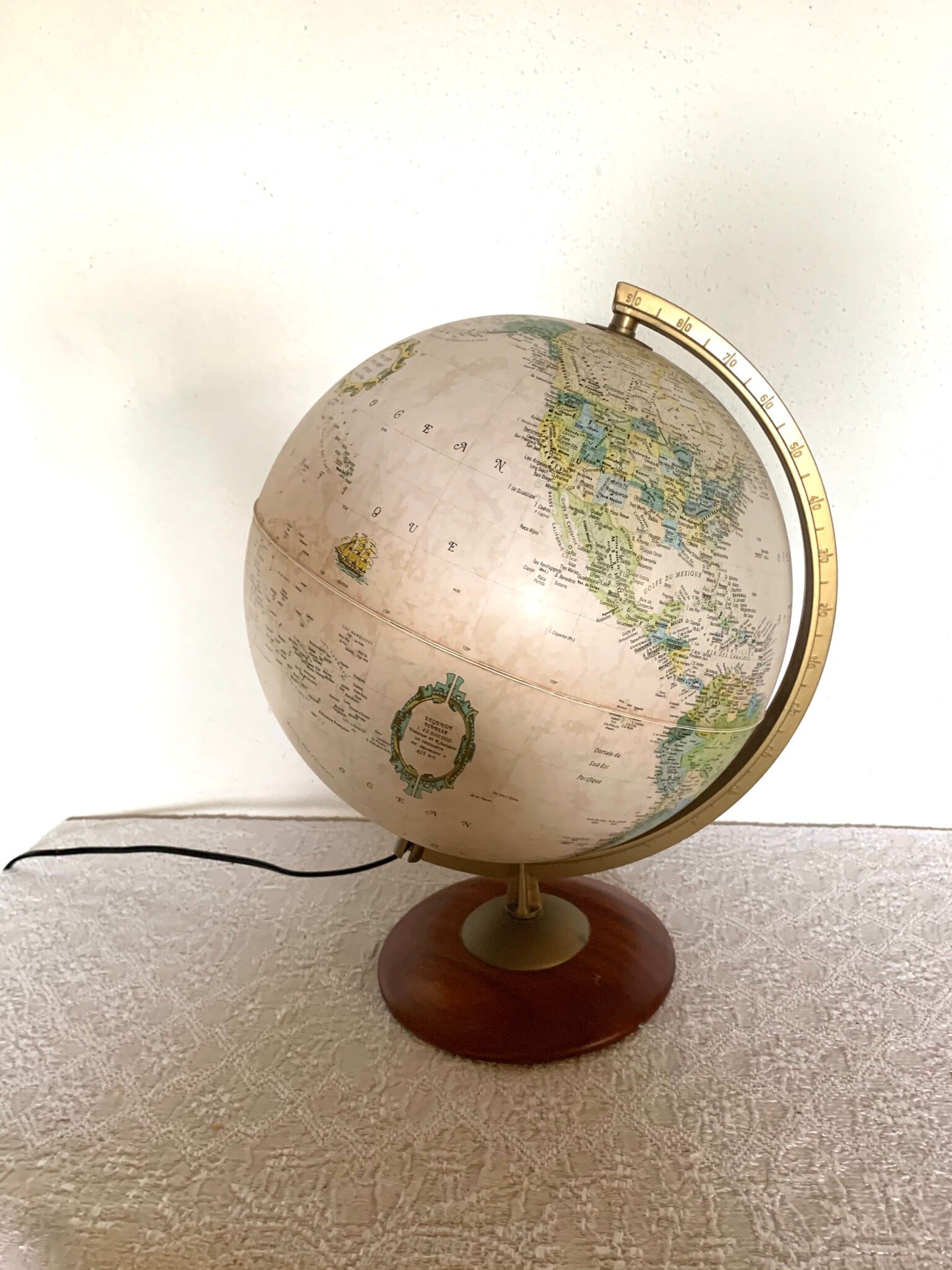 1990 Globe Nova Rico