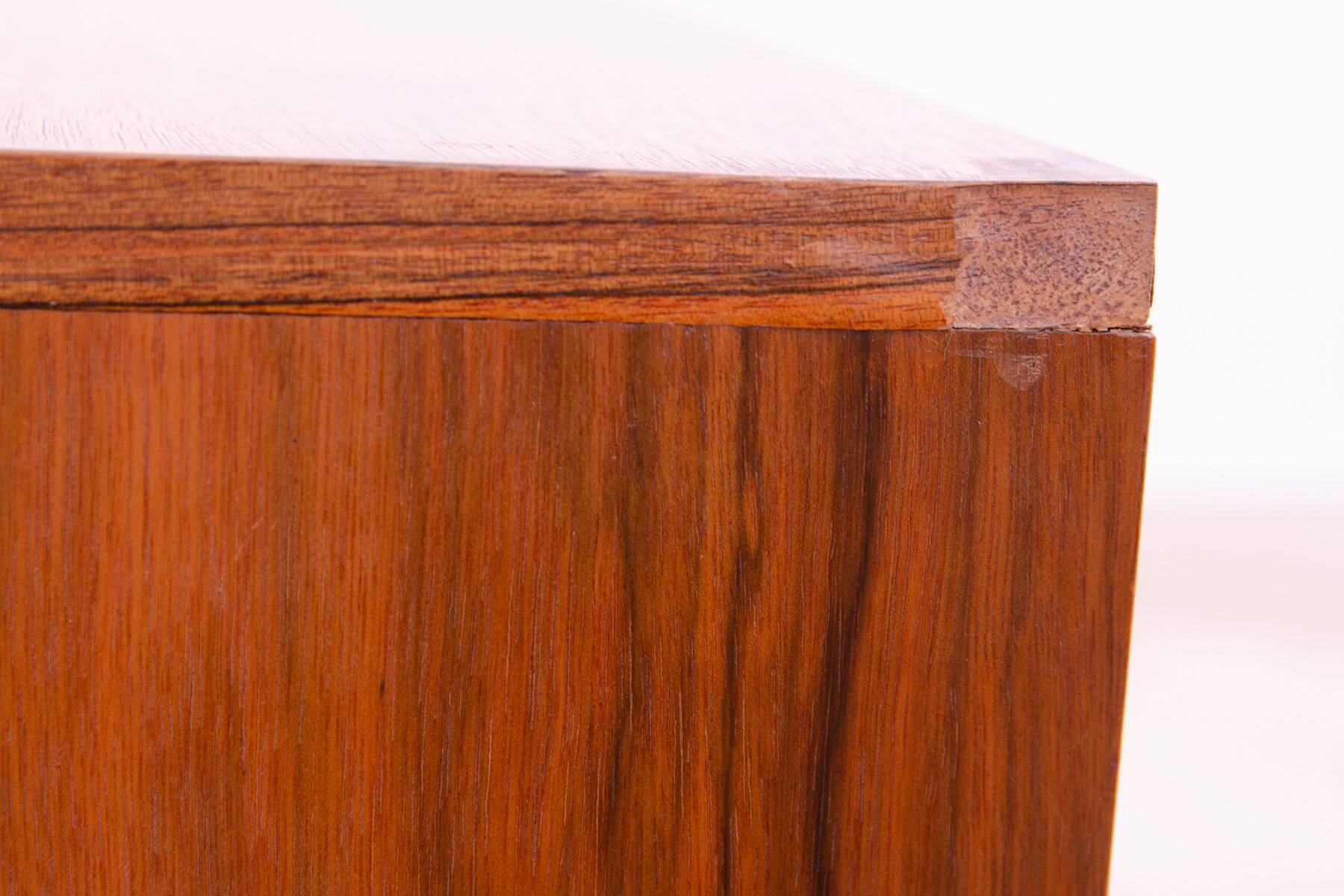 Enfilade longue de style scandinave par Sedláček & Vyčítal, Tchécoslovaquie, années 1960