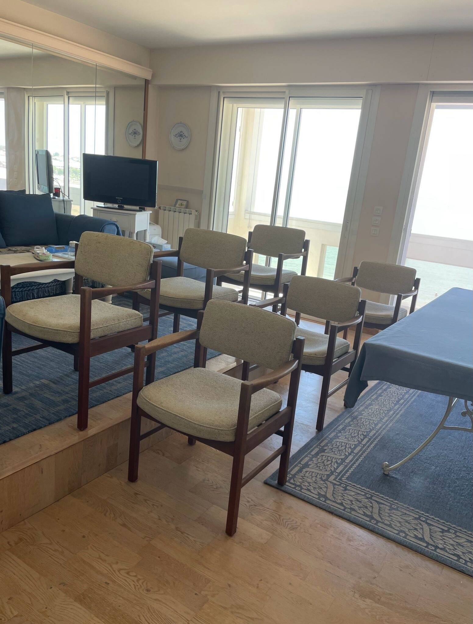 Set of 2 Jens Risom armchairs