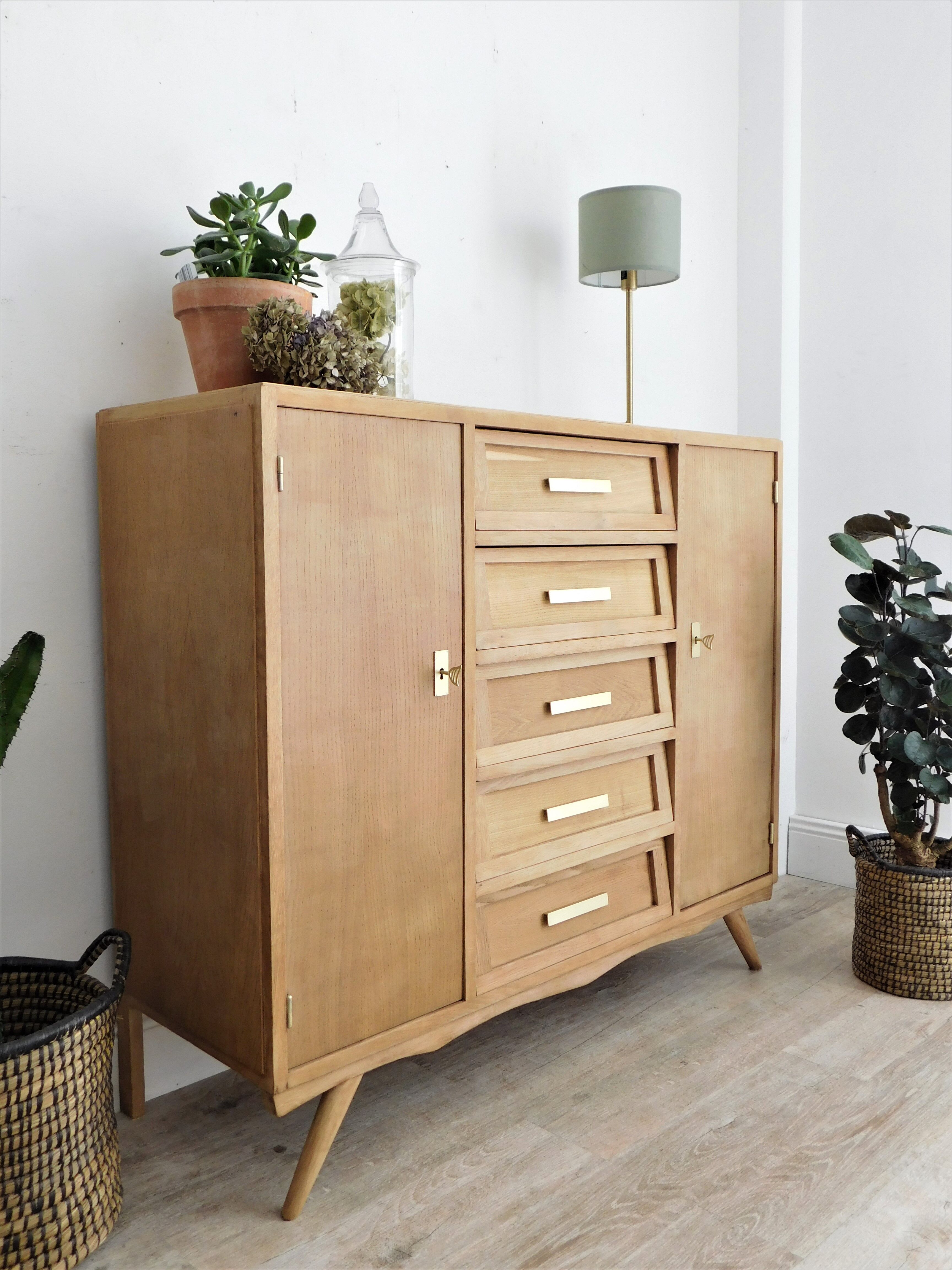 Buffet vintage brut et or