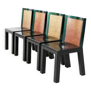 Ensemble de 4 chaises de salle