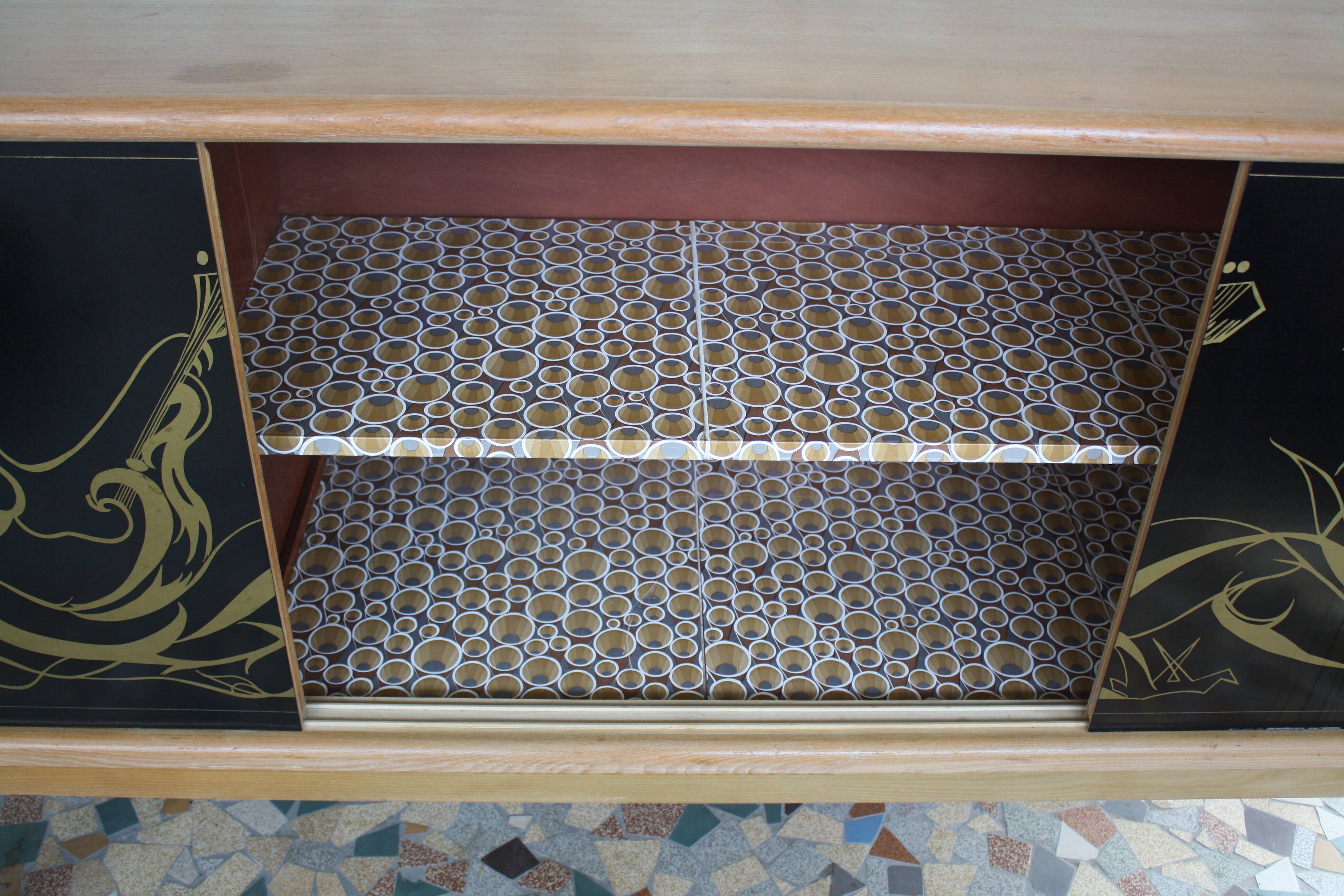 Enfilade vintage chêne clair pieds compas