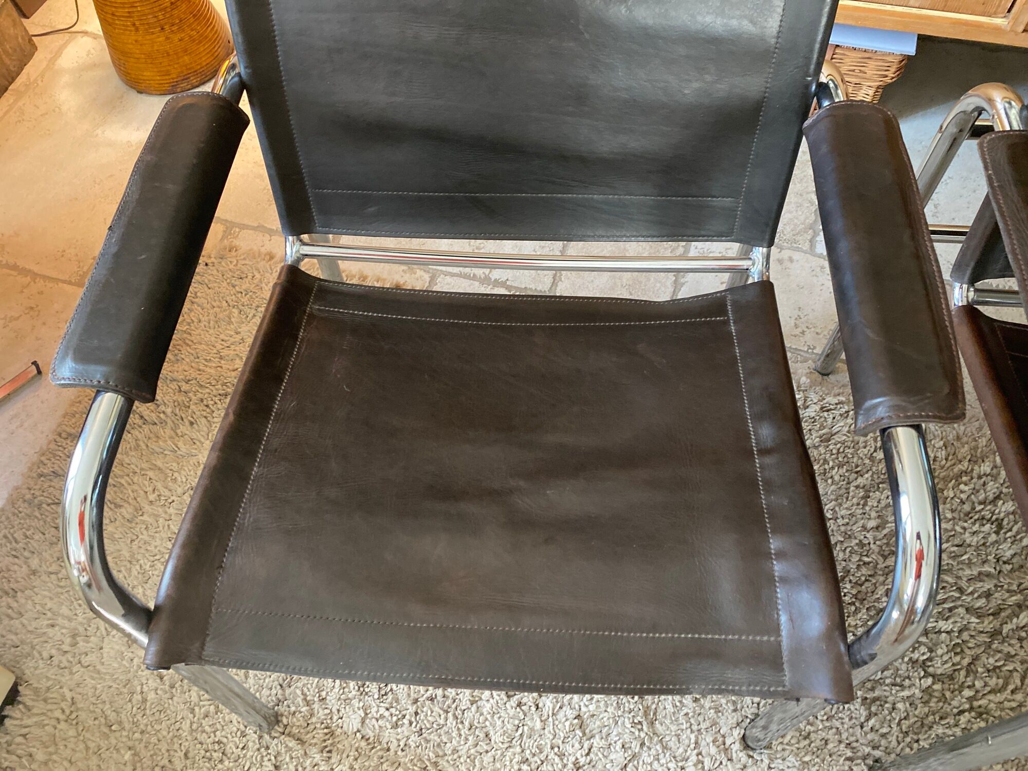 Paire de fauteuils klinte, tord bjorklund en cuir marron 1980