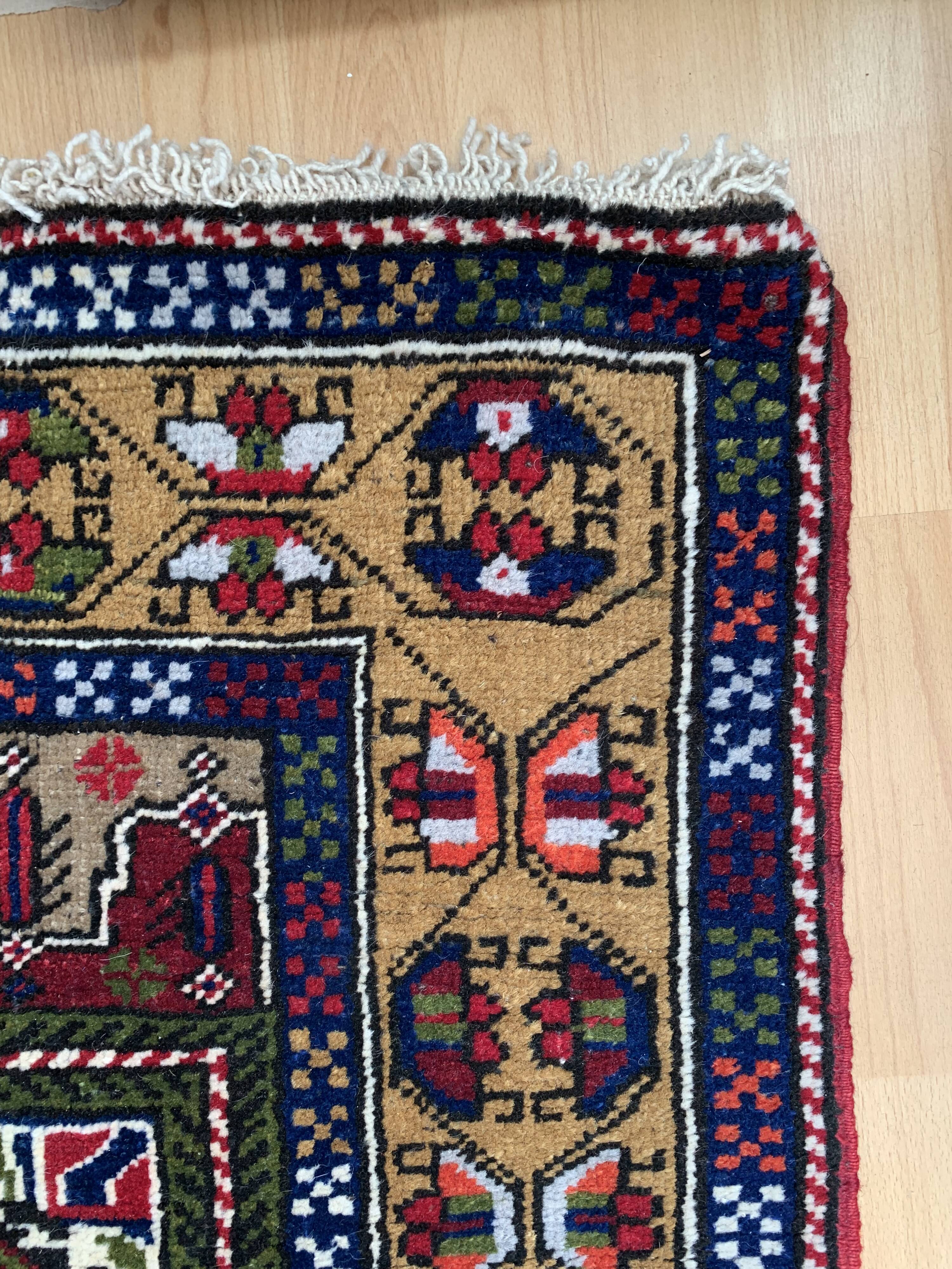 Oriental carpet in wool 190x124 vintage