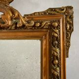 Miroir Napoléon III, doré avec fronton - 105x67cm