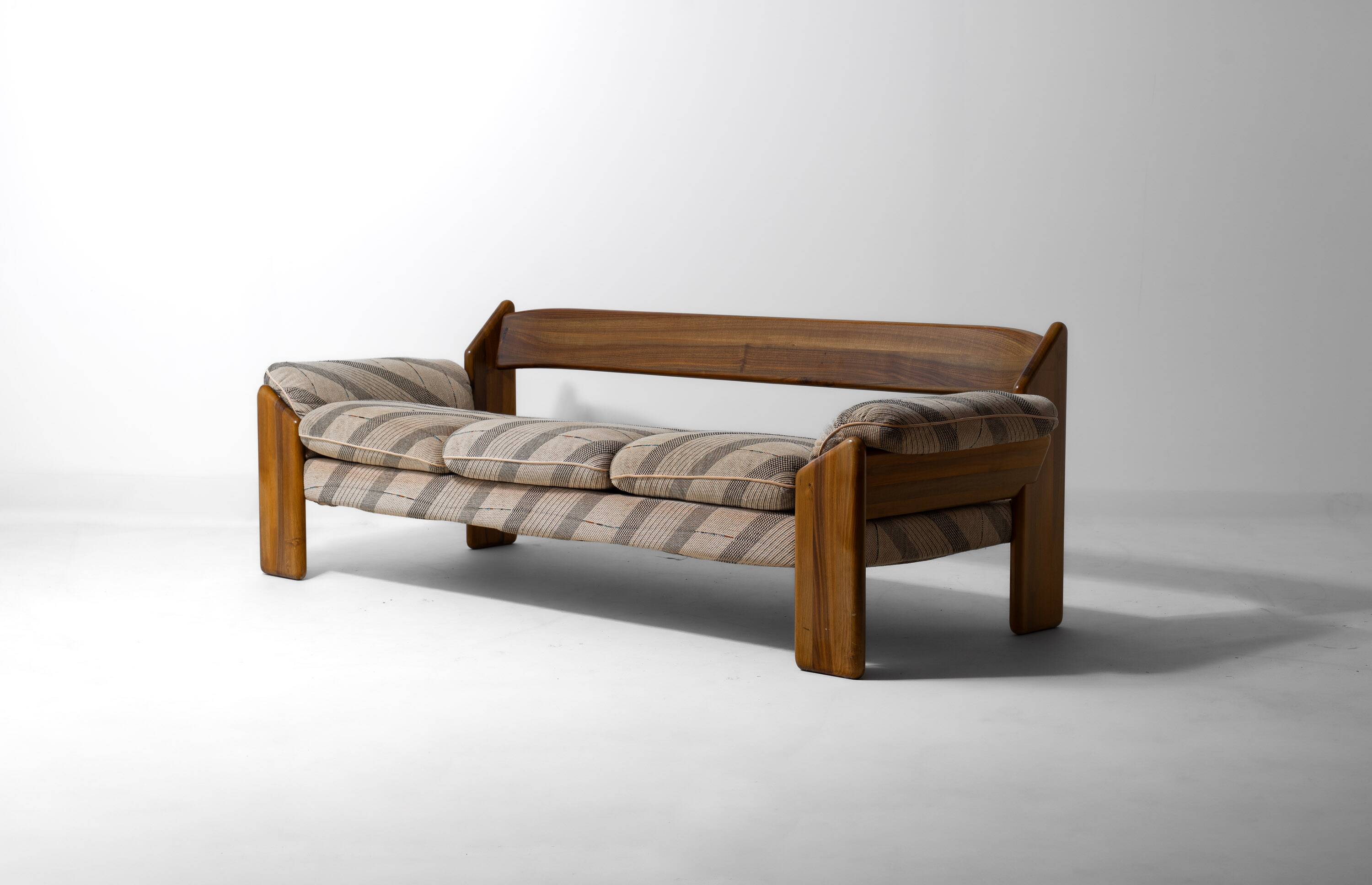Vintage 'Sapporo' sofa by Mobil Girgi, 1970s