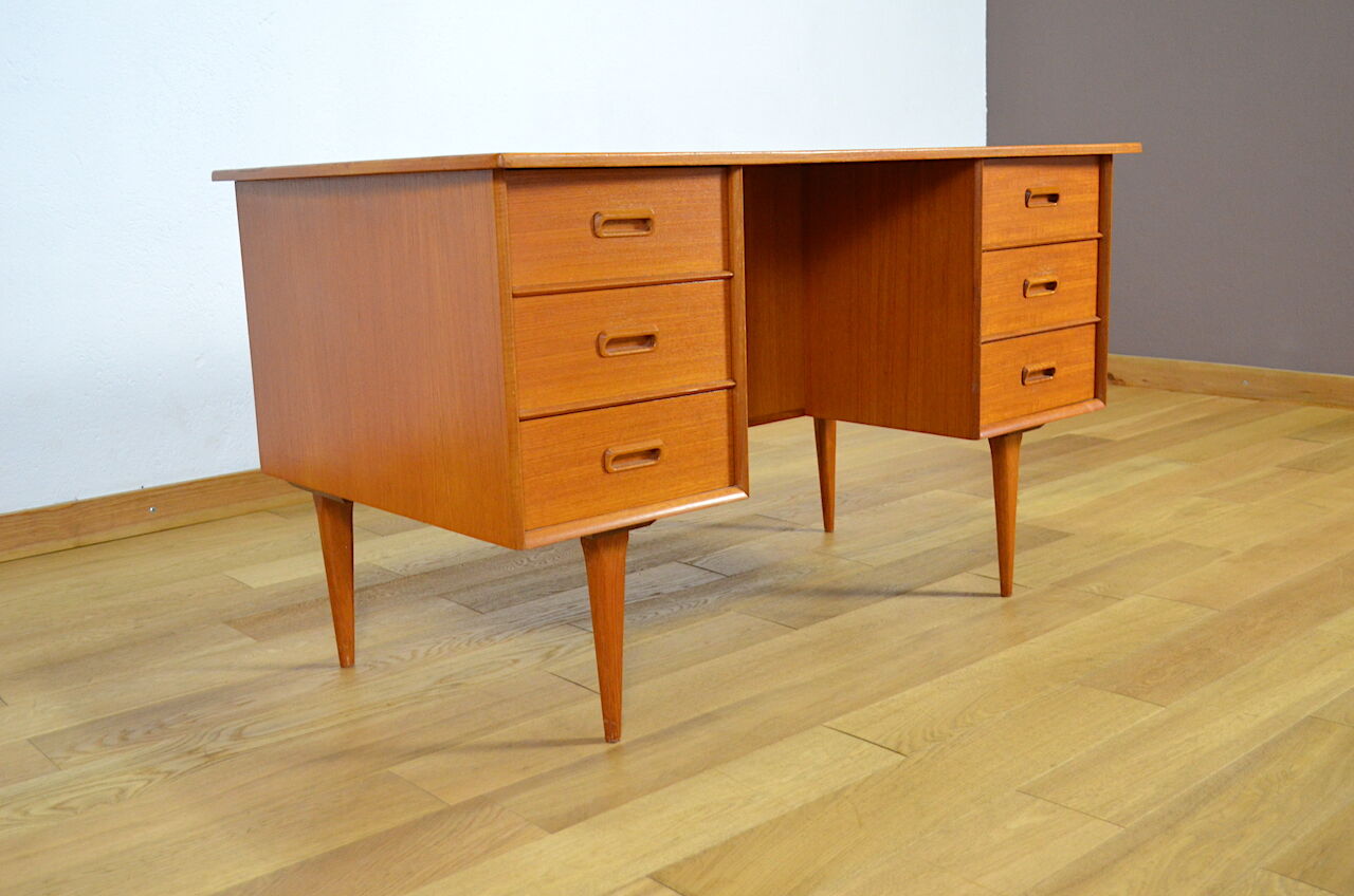 Bureau en teck travail scandinave 1960