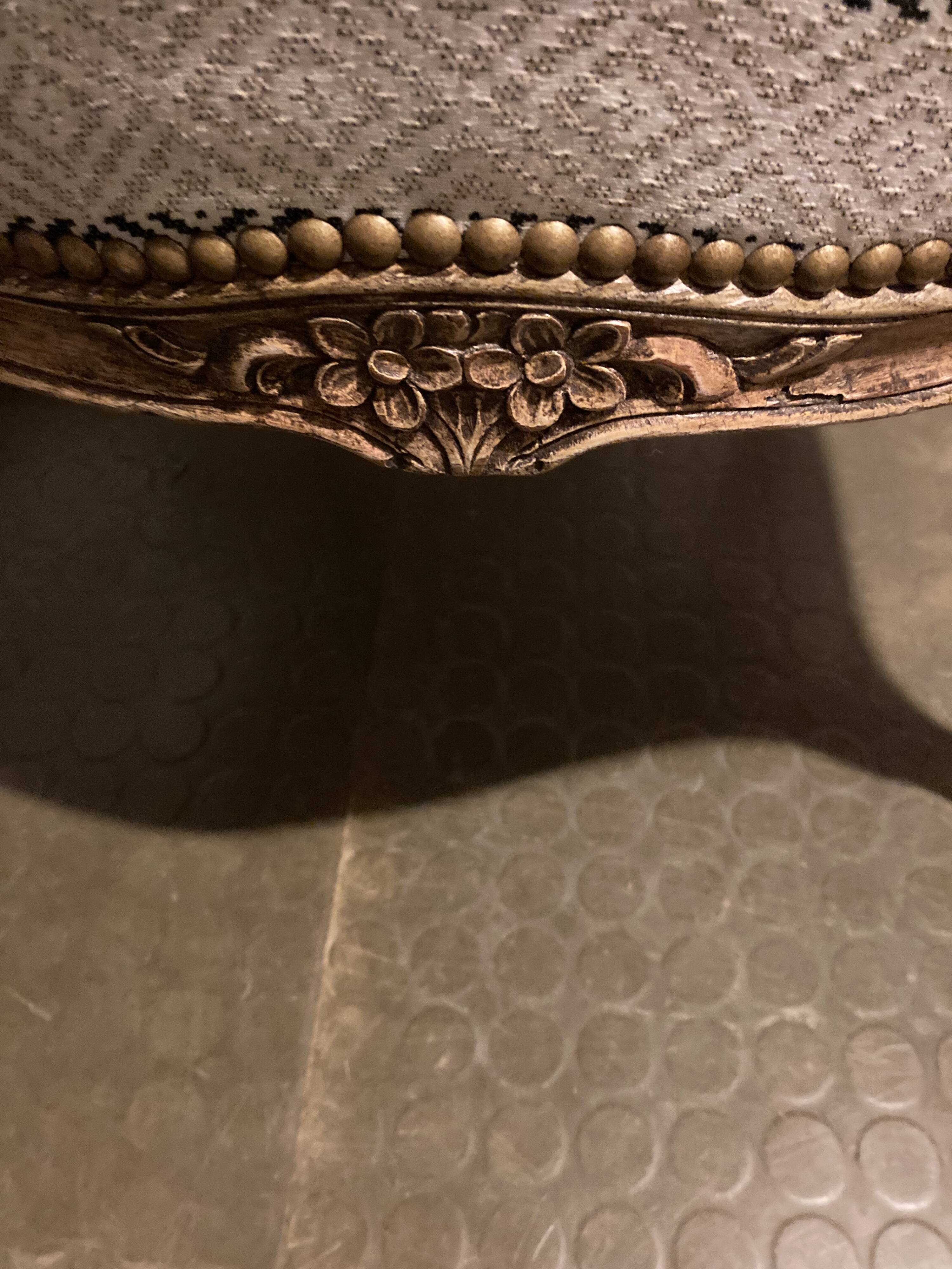 Cabriolet armchair