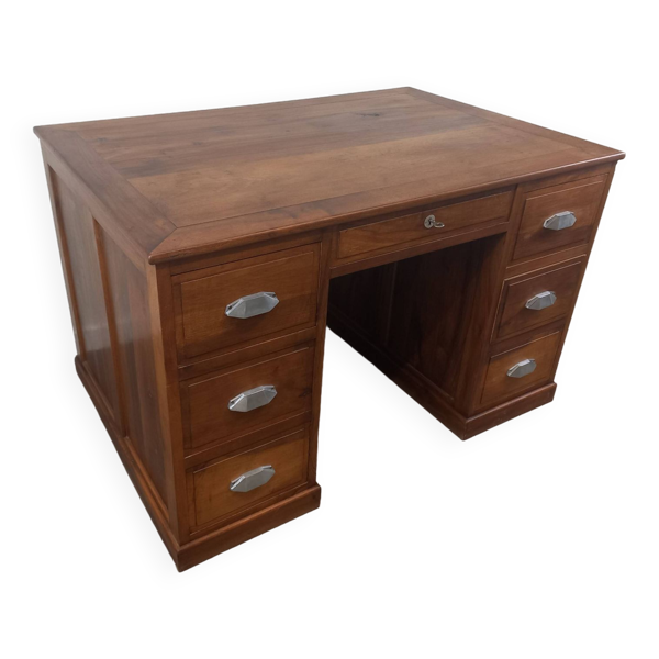 Bureau à tiroirs en noyer