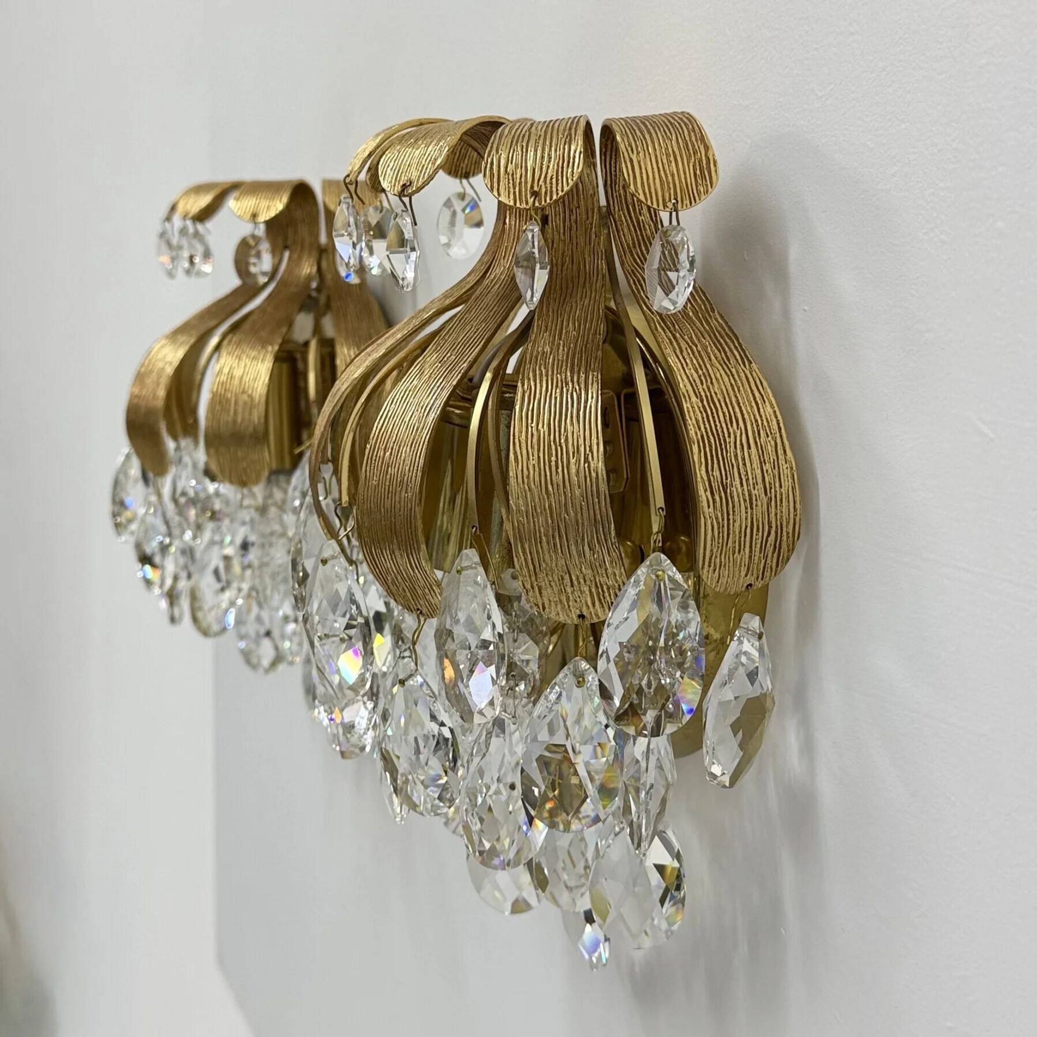 Palwa crystal wall lamp sconce by Ernst Palme, brass pineapple, 1960s, Germany