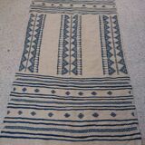 Tapis beige et bleu fait 195x105cm