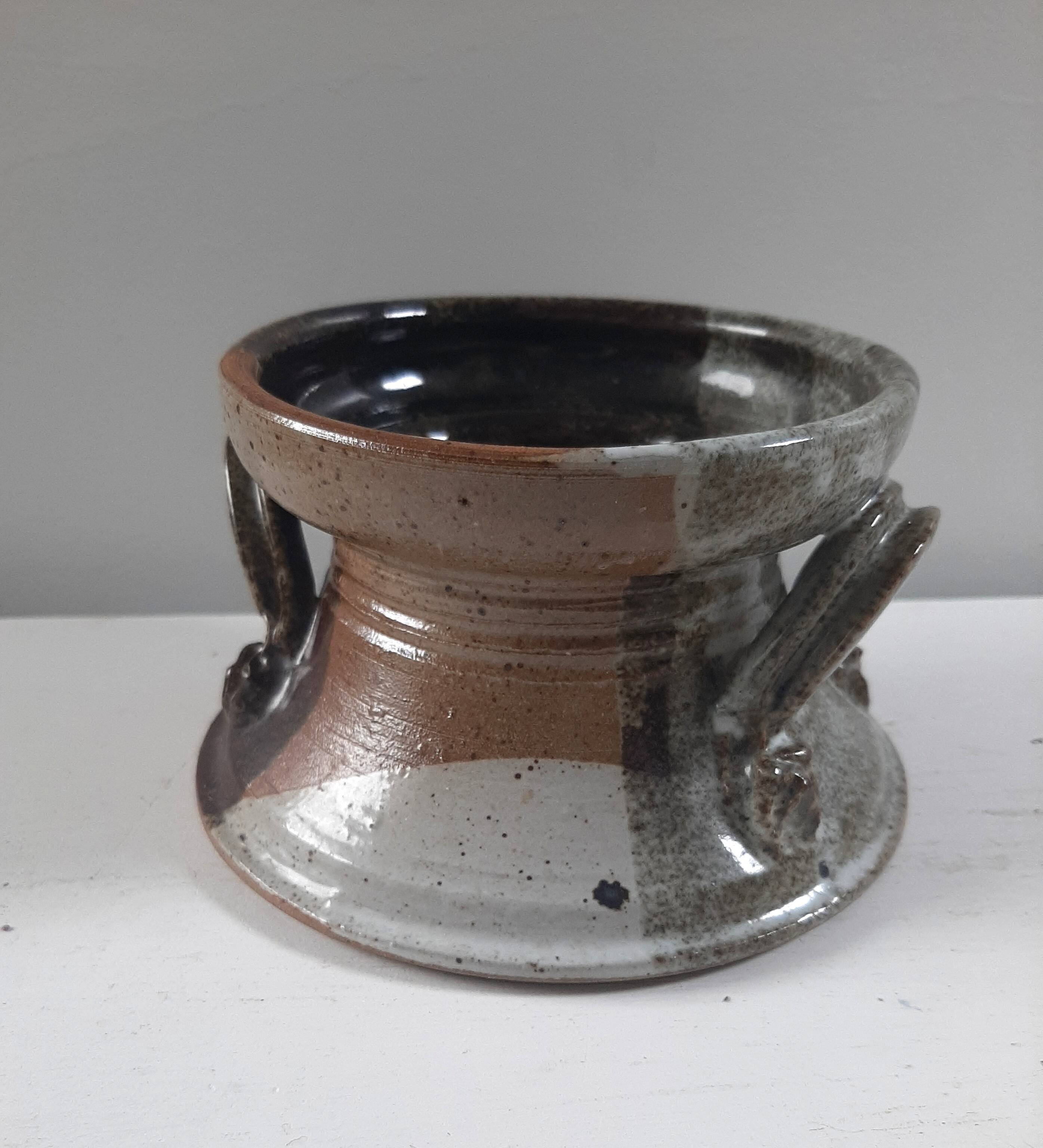 Glazed stoneware catchall