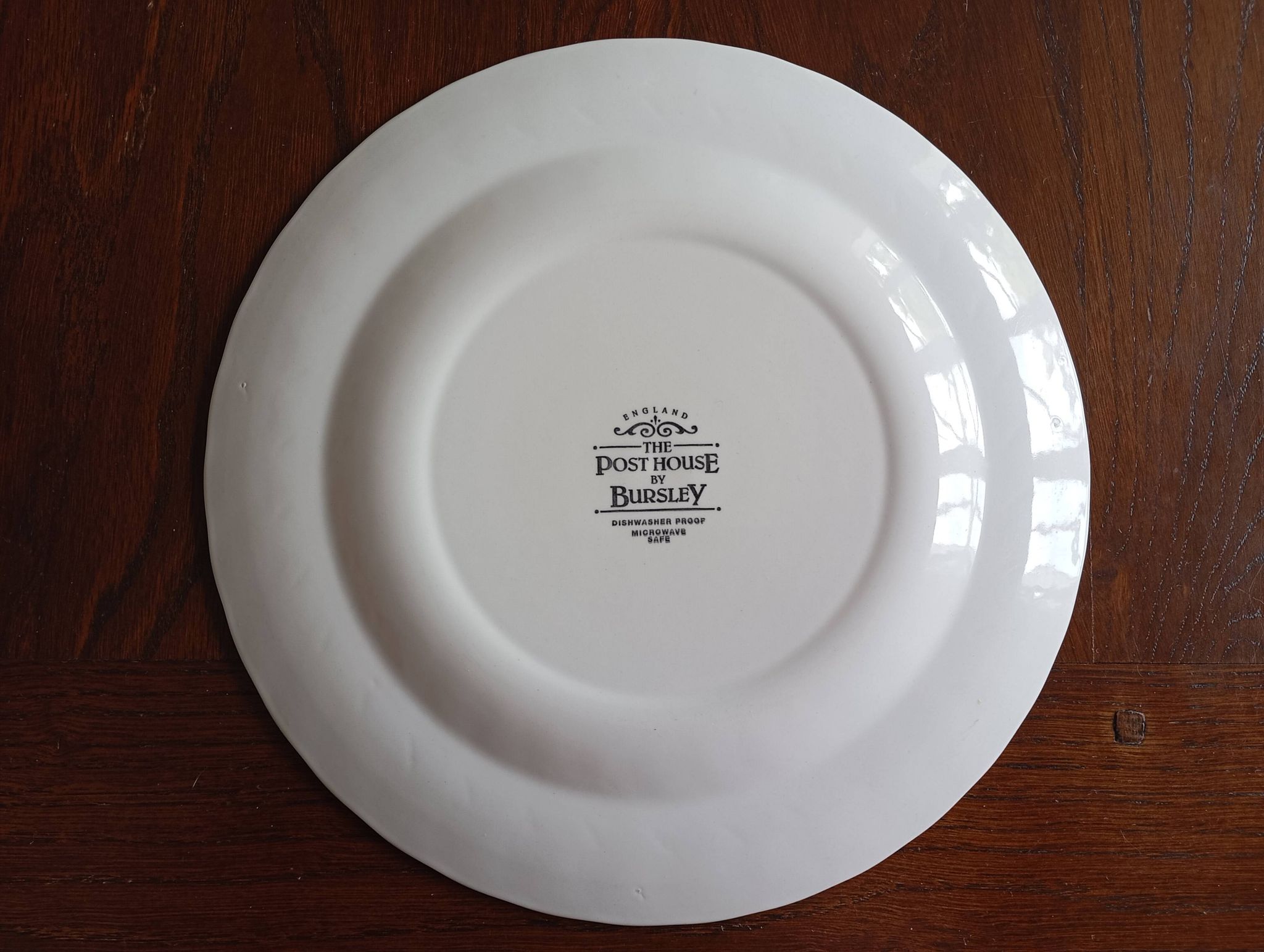 6 English flat plates Bursley "The Posthouse"