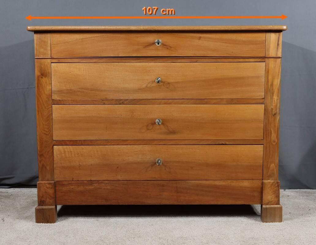 Walnut Chest of Drawers, Restoration Period – 1st Part 19th