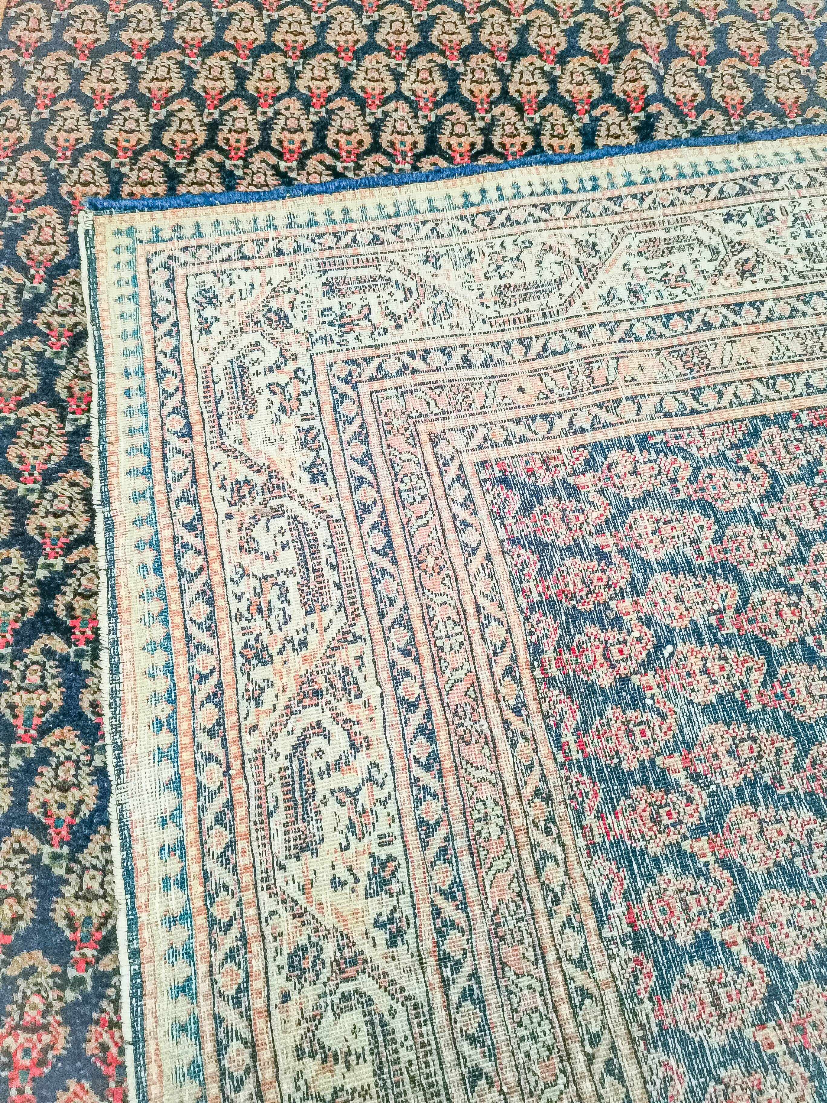 Ancient handmade Persian Oriental rug Myr 1.90 x 1 .40 m