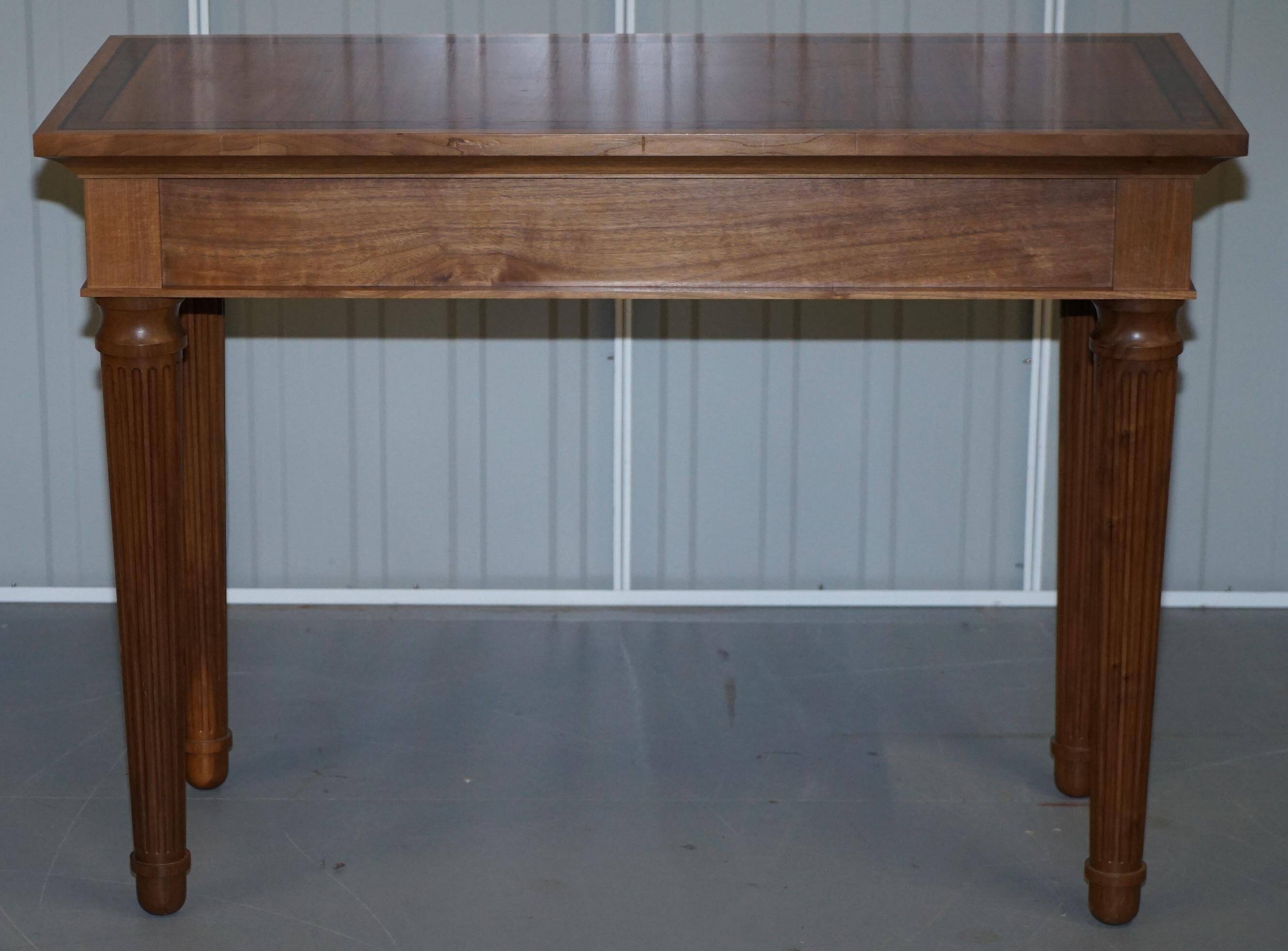 Pair of console tables David Linley 1993 walnut burr