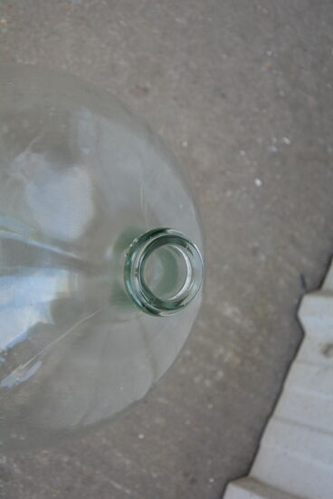 Demijohn vase canister