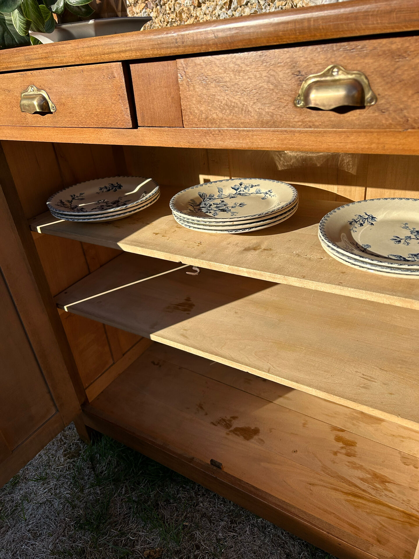Vintage Parisian buffet in solid beech, hazelnut colour.