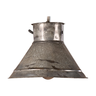 Industrial zinc pendant lamp