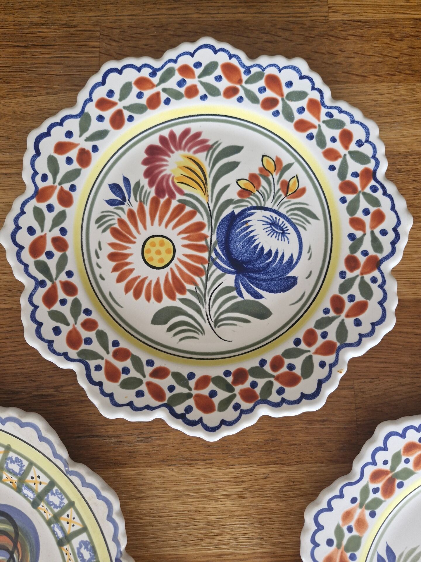 Set of 6 Breton plates