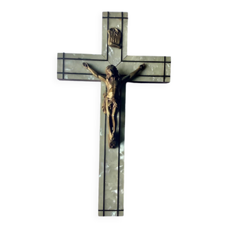 Mother-of-pearl crucifix