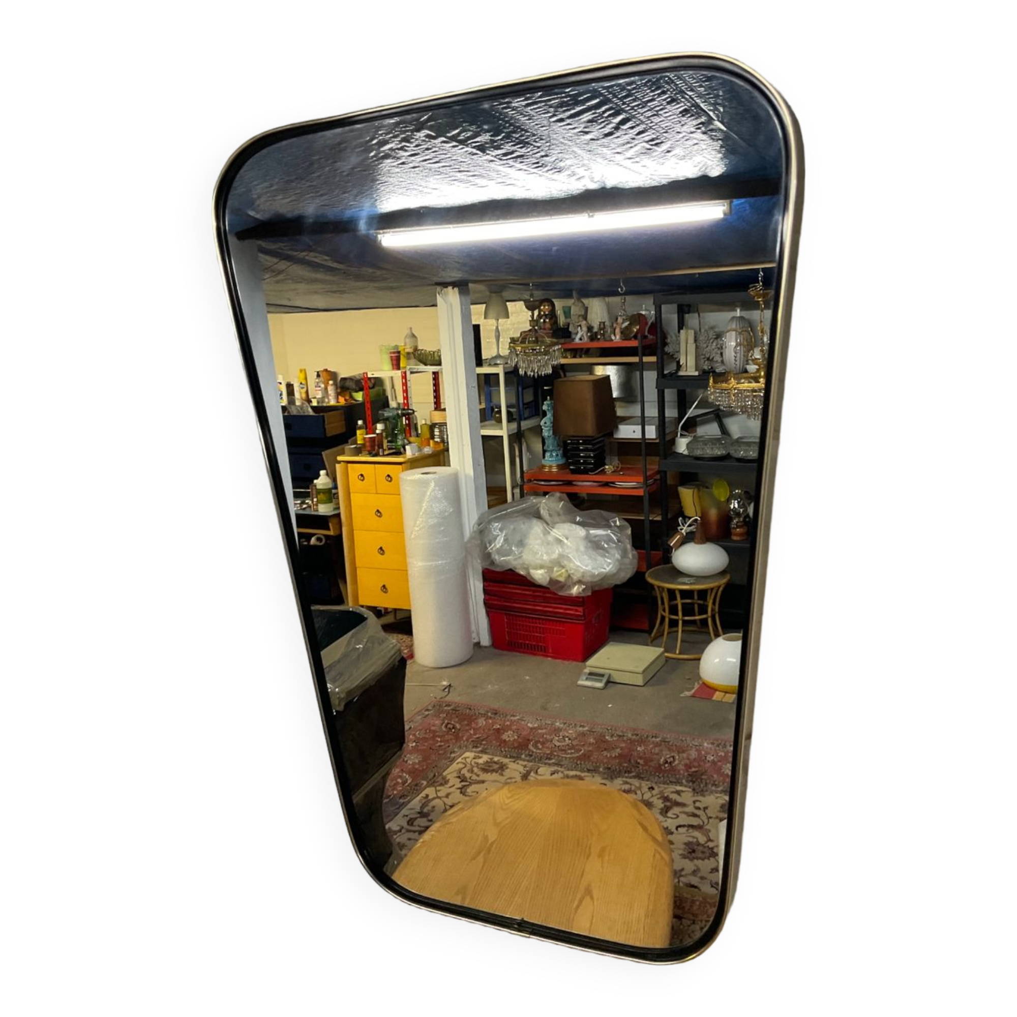 Asymmetrical free-form mirror from the 60s
