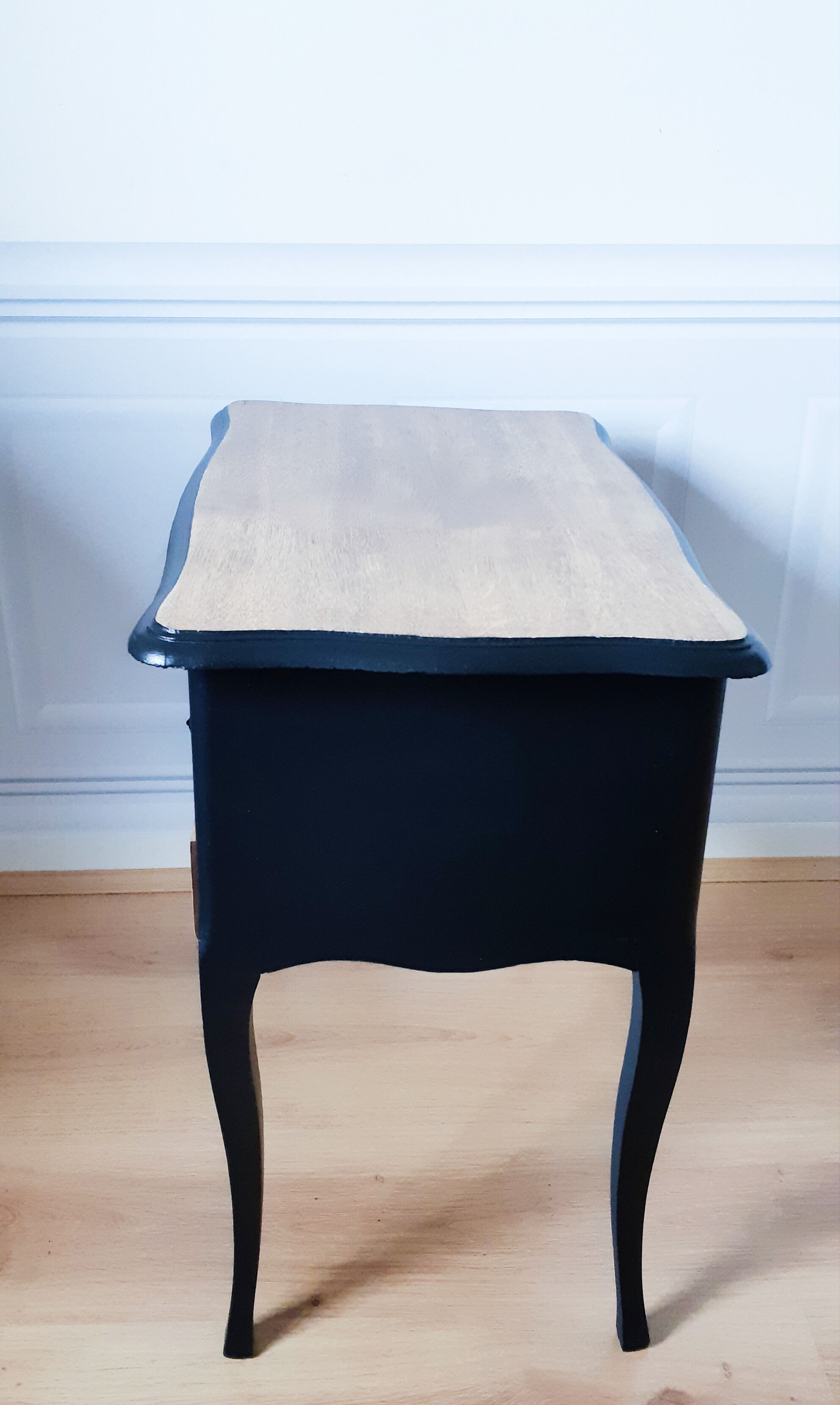 Vintage worker redesigned, bedside table