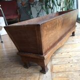 Former indoor planter in solid oak