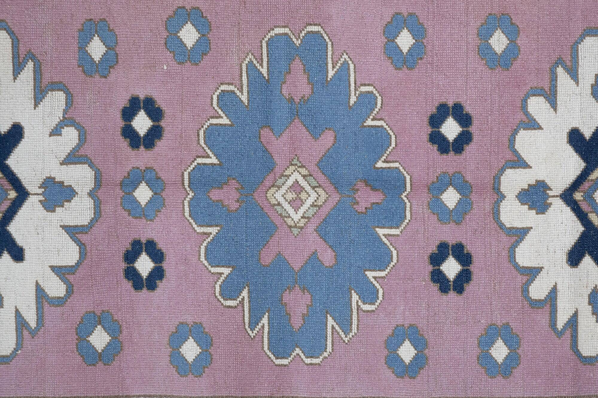 Vintage Turkish handmade rug 167x255 cm