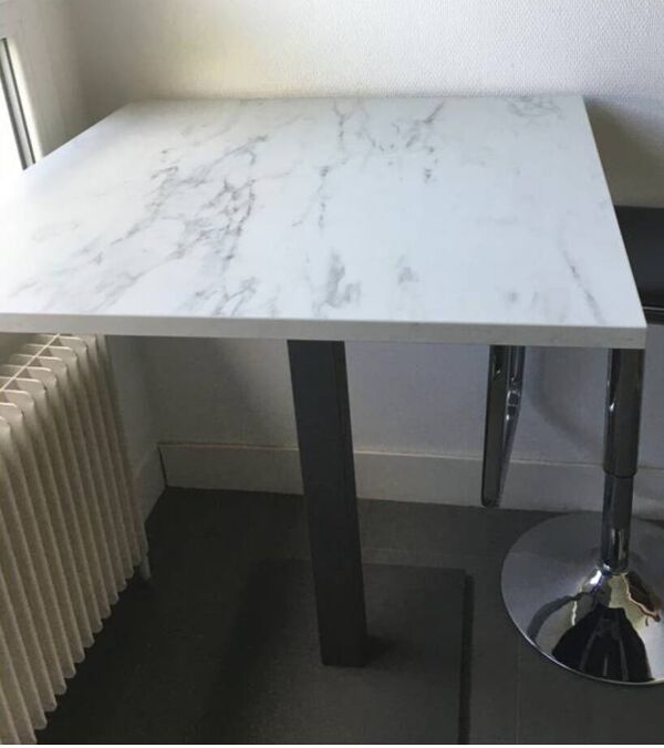 Table mange debout