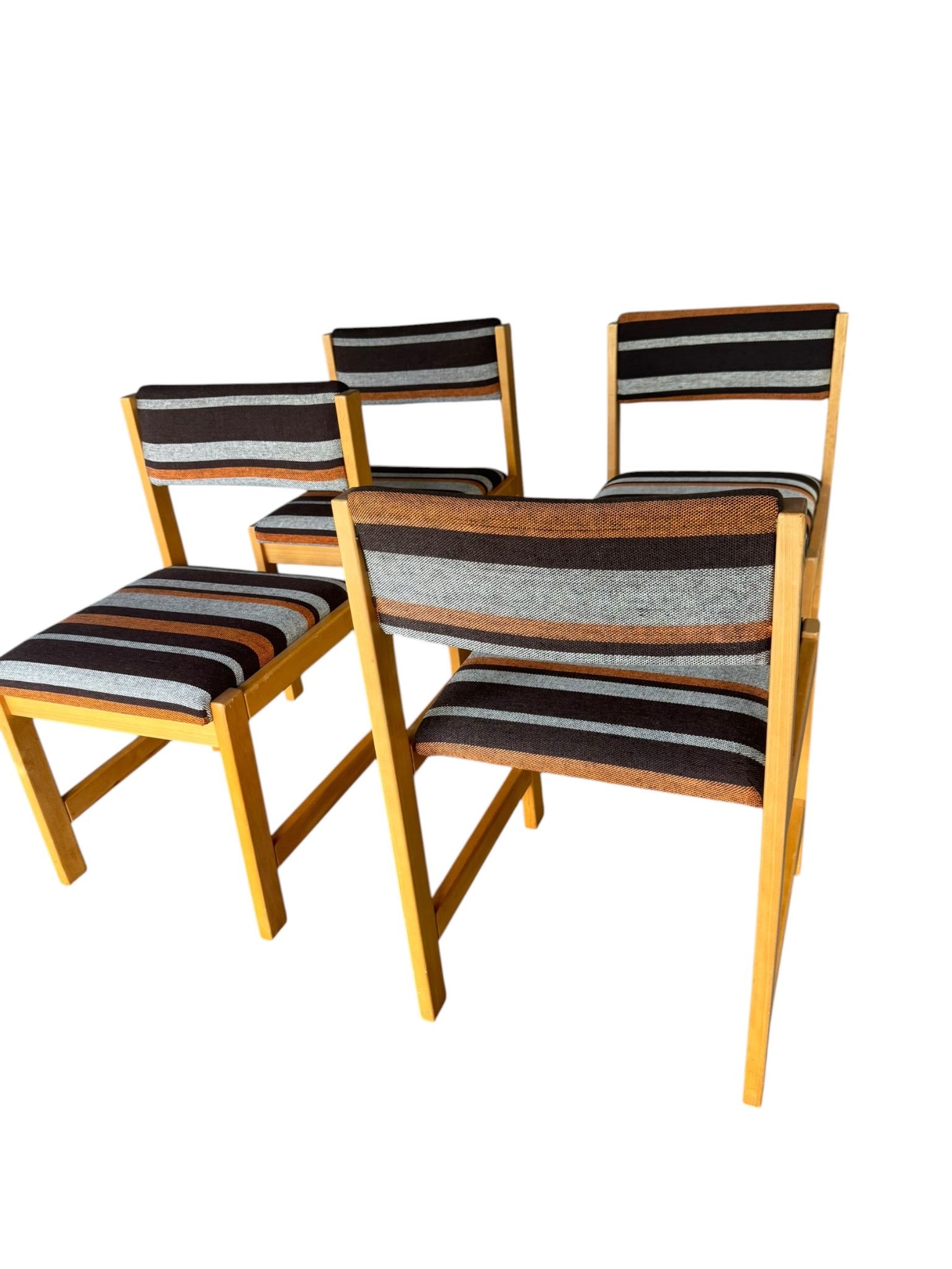 Set of 4 Scandinavian Dining Chairs