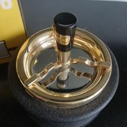 Cendrier noir et métal doré à l'or à roulette Soveno