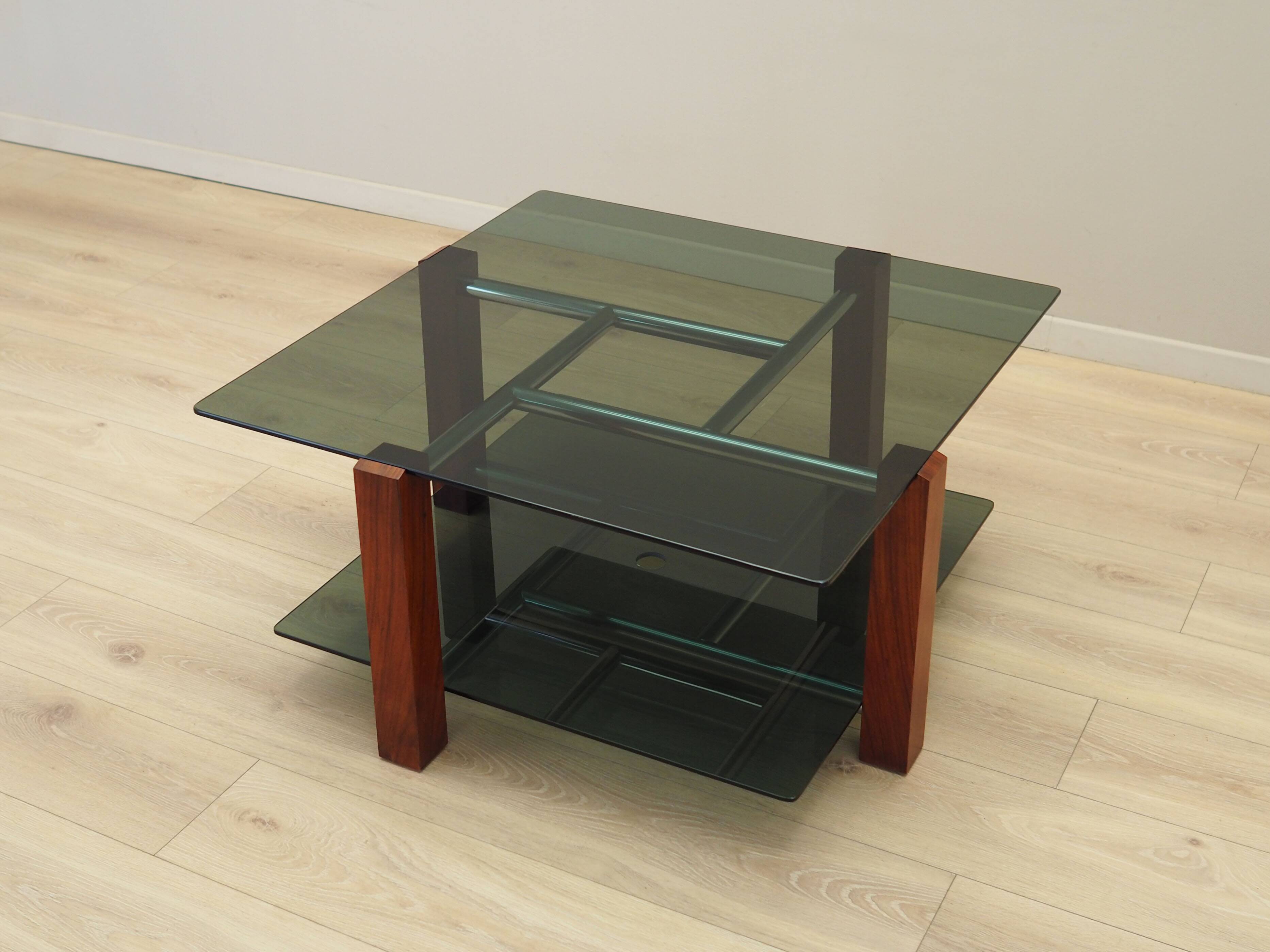 Glass table, Italian design, 1970s, production: Italy