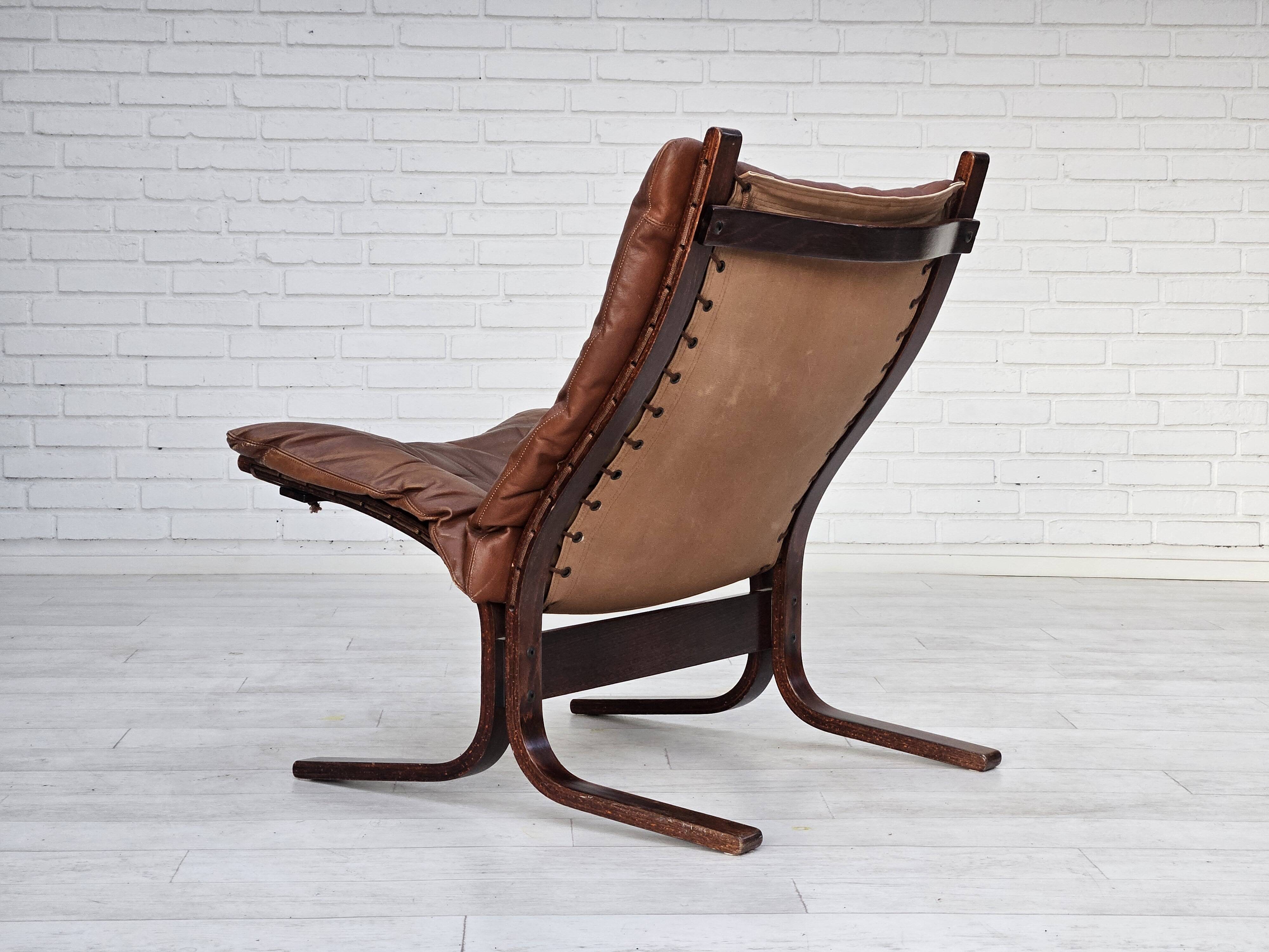 1970s, Norwegian design by Ingmar Relling, model "Siesta", pair of two chairs, original condition.