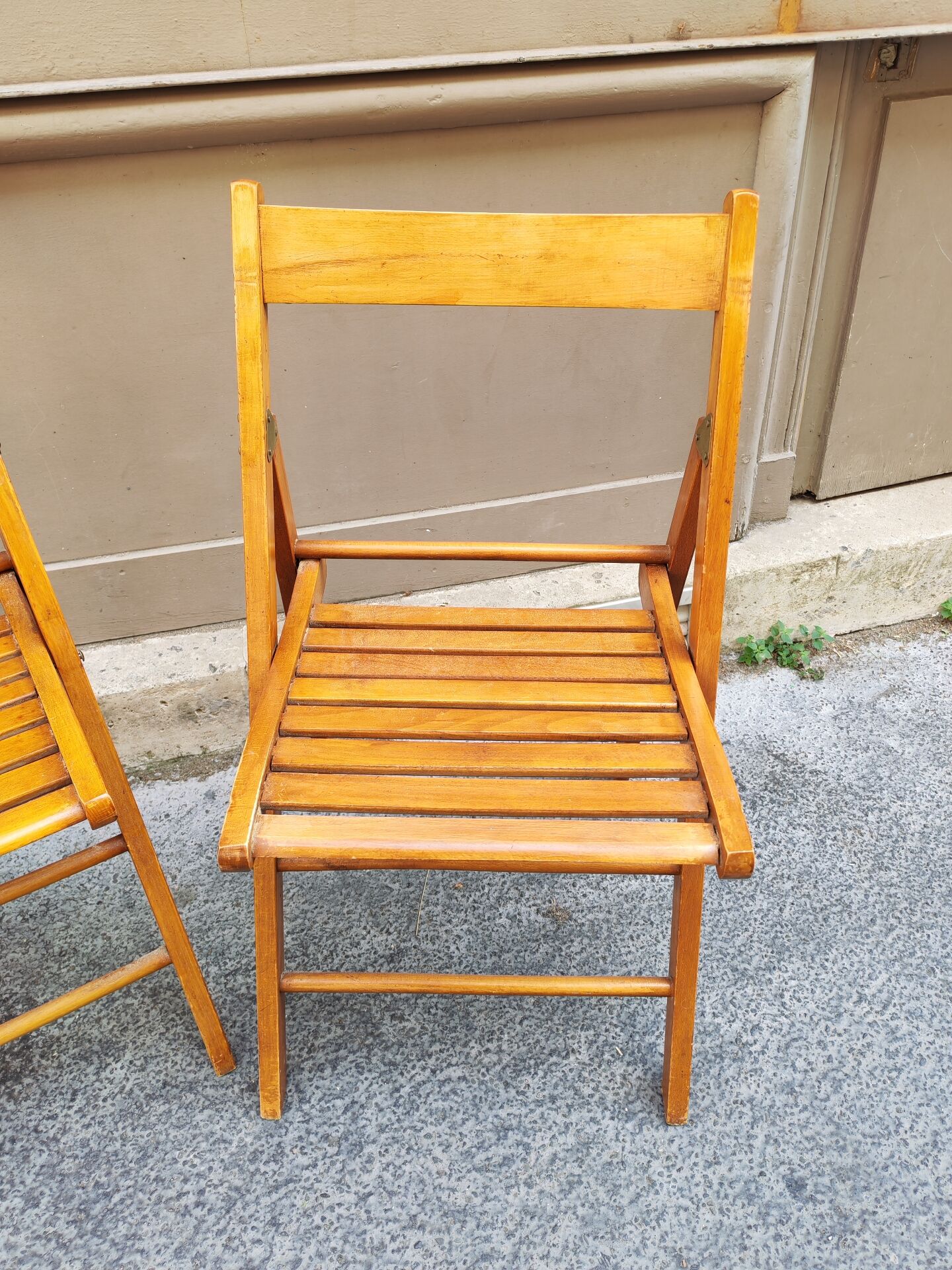 Lot de 2 chaises pliantes en bois vintage