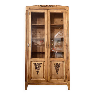 Glazed Parisian wardrobe