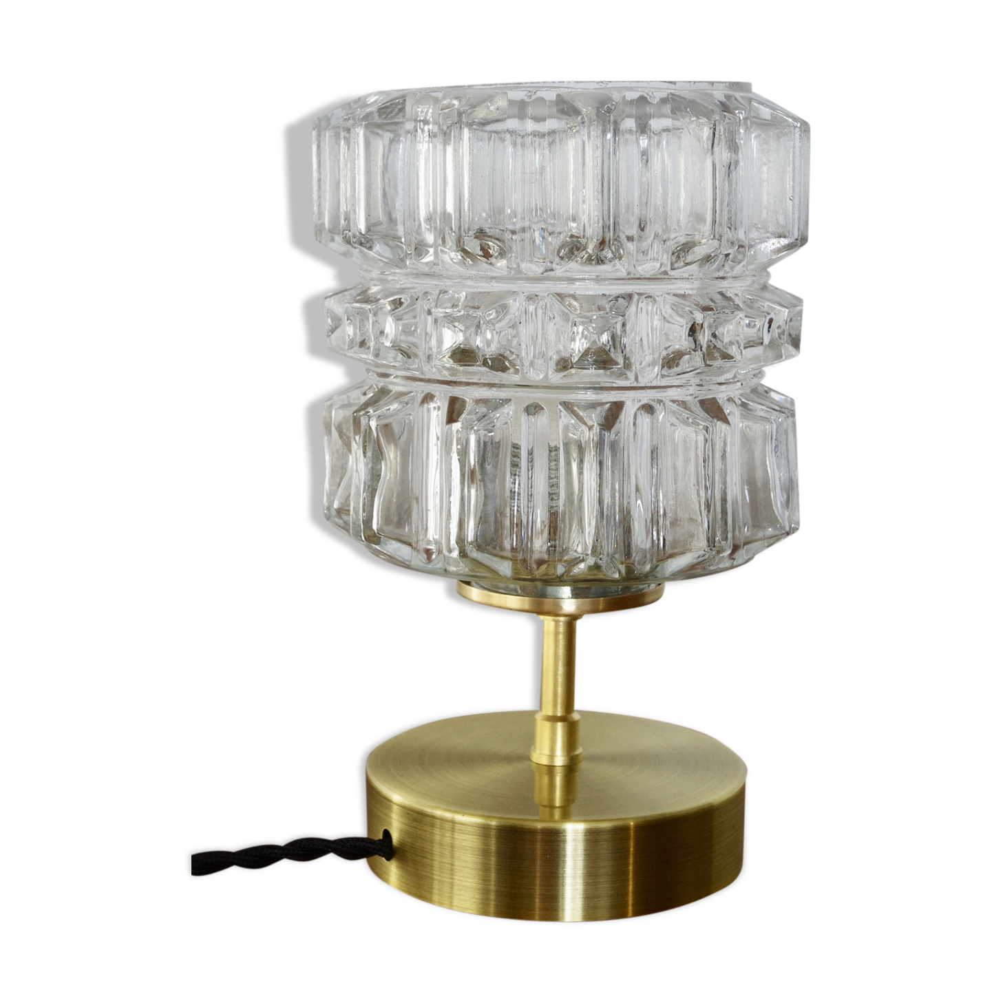 Lampe en verre ciselé