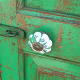 Armoire ancienne en bois vert